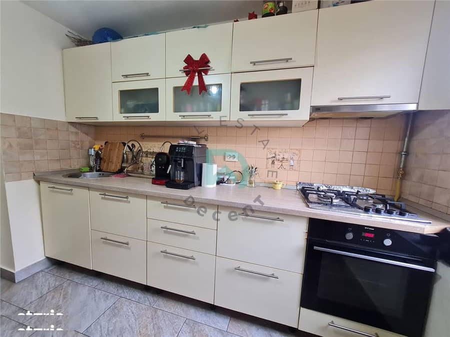 Apartament 3 camere Craiter, decomandat, Brasov — fotografie 1 din 6