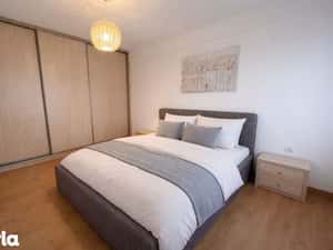 Apartament cu 3 camere, balcon și garaj în Zorilor — miniatura 4