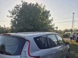 Vand Renault Grand Scenic 2011 1.5 DCI 106 CP — miniatura 5
