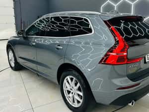 Volvo XC60 2019 2.0D E6 Manuală 150 HP Diesel — miniatura 2