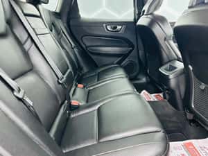 Volvo XC60 2019 2.0D E6 Manuală 150 HP Diesel — miniatura 7