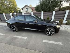 Volvo S60 B5 AWD Mild Hibrid 265hp Ultimate Dark — miniatura 3