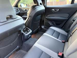 Volvo S60 B5 AWD Mild Hibrid 265hp Ultimate Dark — miniatura 6