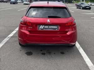 Peugeot 308 1.2 PureTech Allure Business — miniatura 5