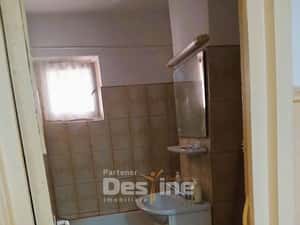 Apartament cu 3 camere de vanzare zona centrala — miniatura 4