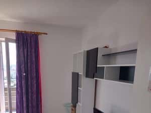 Inchiriez apartament in Brasov