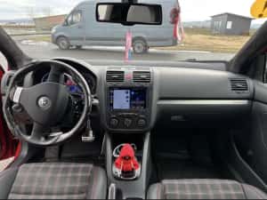 Volkswagen GOLF 5 GTI editie 30. — miniatura 10