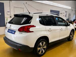 Peugeot 2008 1.2 VTI Style — miniatura 2