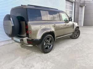 Land Rover Defender 110 3.0D I6 250 CP AWD Auto MHEV — miniatura 5