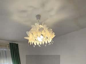 2 Camere - Metrou 1 Decembrie la 8 Minute - Bloc 2009 — miniatura 3