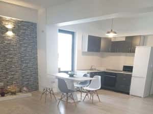 Luxury Villa Apartment in Central Constanța: 3 Rooms, 2 Baths, Parking — miniatura 4