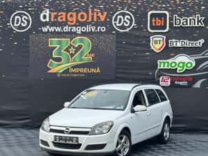 Opel Astra Manuală 110 HP Diesel — miniatura 7