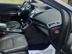 Ford Kuga 4x4 model Titanium Inm Ro 2026 — miniatura 6