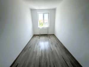 Apartament 3 camere vis a vis de Prefectura Complet renovat — miniatura 10