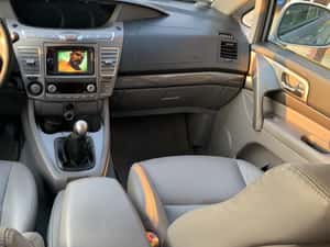 Ssangyong Rodius 7 locuri Manuală 163 HP Diesel — miniatura 7