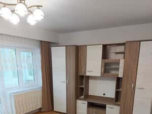 Dau in chirie ap.cu 3 camere in TURDA,zona centrala — miniatura 1