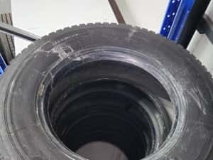 Anvelope 10 r 9.5 r si 215 75 R 17.5. — miniatura 4