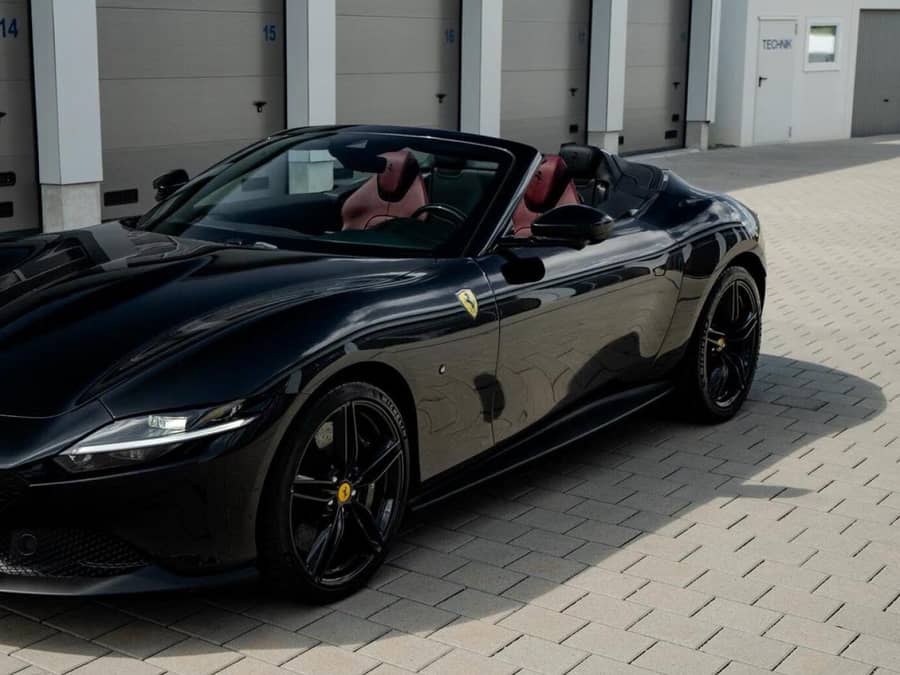 Ferrari Roma Automată 620 HP Benzină — fotografie 1 din 7