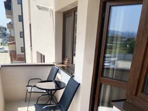 Garsonieră de închiriat, 50mp, balcon — miniatura 2