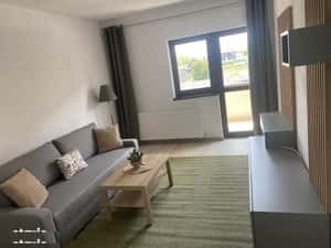 Garsonieră de închiriat, 50mp, balcon — miniatura 3