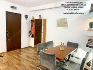 Apartament 3 camere, etaj 1, cu boxa in proprietate, zona Scoala nr.2 — miniatura 5