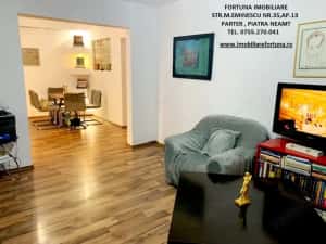 Apartament 3 camere, etaj 1, cu boxa in proprietate, zona Scoala nr.2 — miniatura 7