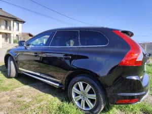 Vand Volvo Xc60 2016 Diesel 2000 cmc Neavariata — miniatura 2