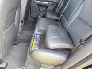 Vand Volvo Xc60 2016 Diesel 2000 cmc Neavariata — miniatura 10