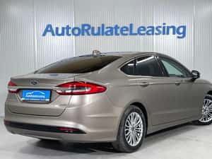Ford Mondeo 2021, Hibrid, 130.599 km — miniatura 3