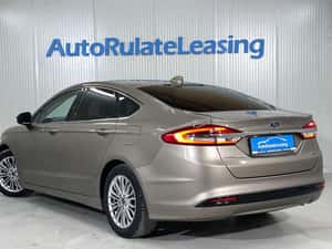 Ford Mondeo 2021, Hibrid, 130.599 km — miniatura 4