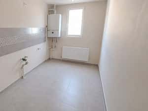 Apartament ultracentral tip penthouse 7 dormitoare 2 bai — miniatura 4