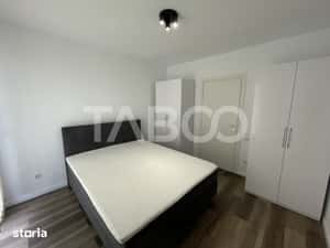 Apartament decomandat cu 2 camere etaj 2 60 mp balcon parcare Sibiu — miniatura 4