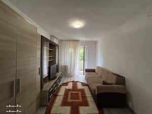 Apartament 2 camere, 47 mp utili, decomandat, etaj 3