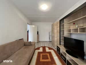 Apartament 2 camere, 47 mp utili, decomandat, etaj 3 — miniatura 4