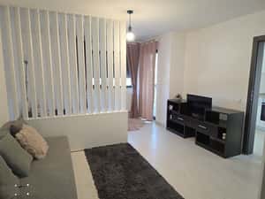 Garsoniera moderna si spatioasa in bloc nou in Balcescu Residence — miniatura 3