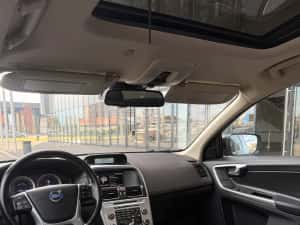 Volvo Xc60 2.4d AWD 4x4 — miniatura 6