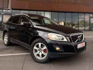 Volvo Xc60 2.4d AWD 4x4 — miniatura 10