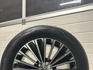 Jante NOI 18 ORIGINALE VW Tiguan 2025 Vara 235/55/18 Napoli Tayron