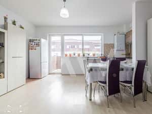 STUDIO MODERN SUBCETATE- MOBILAT SI UTILAT