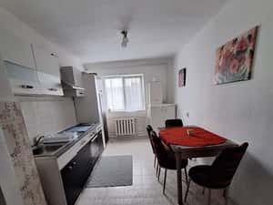 Apartament de inchiriat 2 camere + bucatarie — miniatura 5