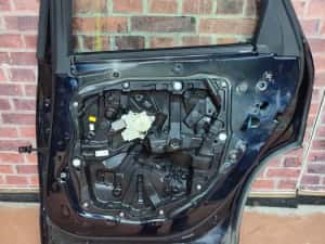 usa spate bmw xm g09 stanga dreapta — miniatura 7
