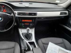 BMW 320d  X-Drive an 2009 177cai Xenon Carte SERVICE 217000 Km — miniatura 2