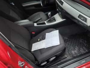 BMW 320d  X-Drive an 2009 177cai Xenon Carte SERVICE 217000 Km — miniatura 4