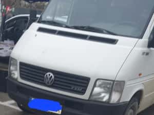 Capota Vw LT 35-46 1996-2006 stare buna, fara rugina, necesita vopsire, prezinta zgarieturi,grila