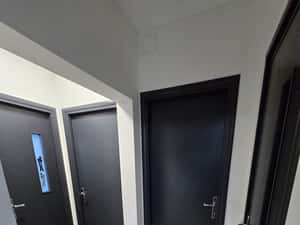 Particular vând apartament cu 3 camere, Crângasi — miniatura 5