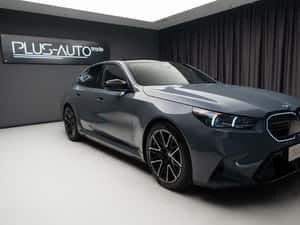 BMW M5 2025 - Plug-in Hybrid, 727 CP, Gri