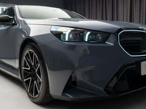 BMW M5 2025 - Plug-in Hybrid, 727 CP, Gri — miniatura 4