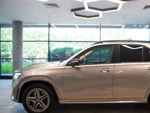 Mercedes-Benz GLE 450 Mild Hybrid 4Matic AMG Line — miniatura 4