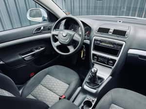 Skoda Octavia II facelift — miniatura 5
