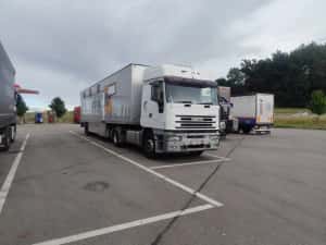 Rulotă+ spațiu transport cai — miniatura 2